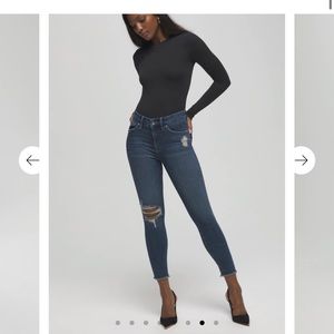 Good American GOOD LEGS CROP FRAY HEM